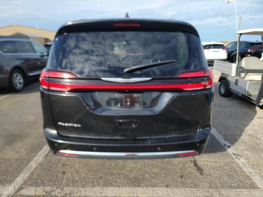 used 2022 Chrysler Pacifica car, priced at $18,499