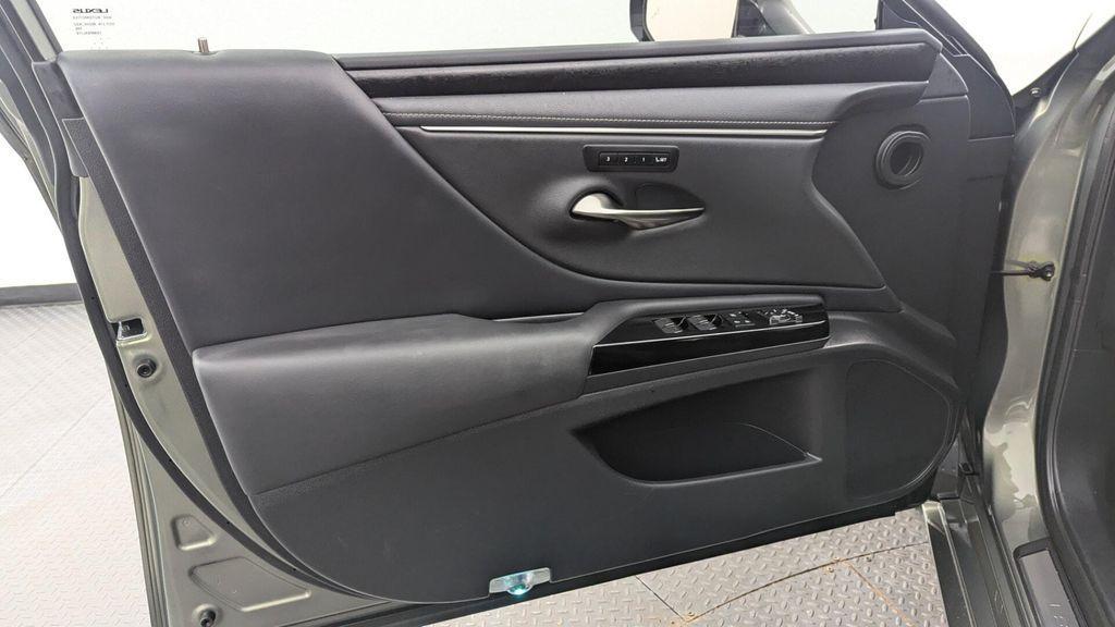 used 2023 Lexus ES 350 car, priced at $31,499