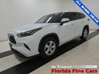 used 2022 Toyota Highlander car, priced at $23,999