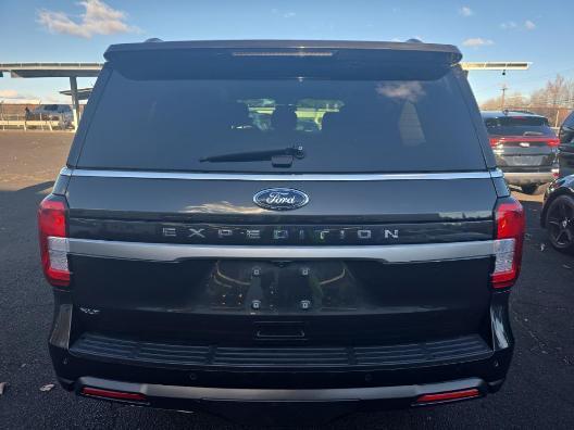 used 2022 Ford Expedition car, priced at $33,999