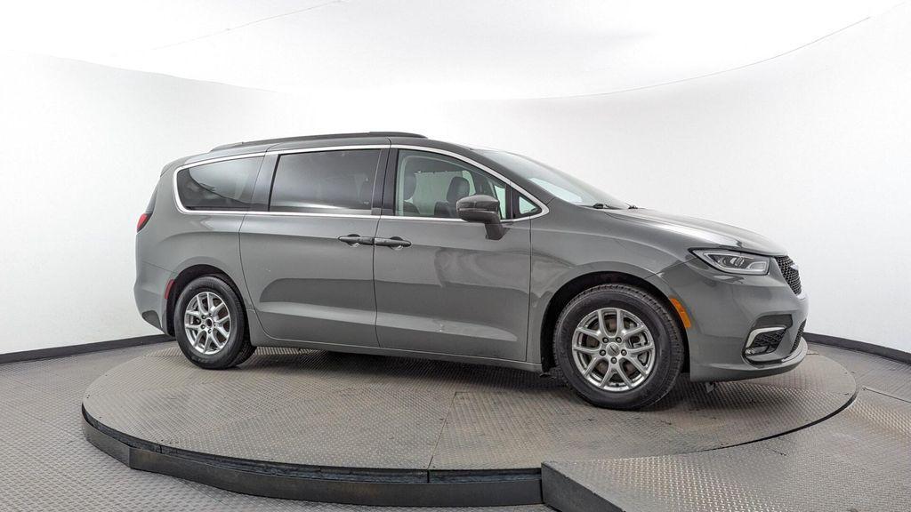 used 2022 Chrysler Pacifica car, priced at $17,999