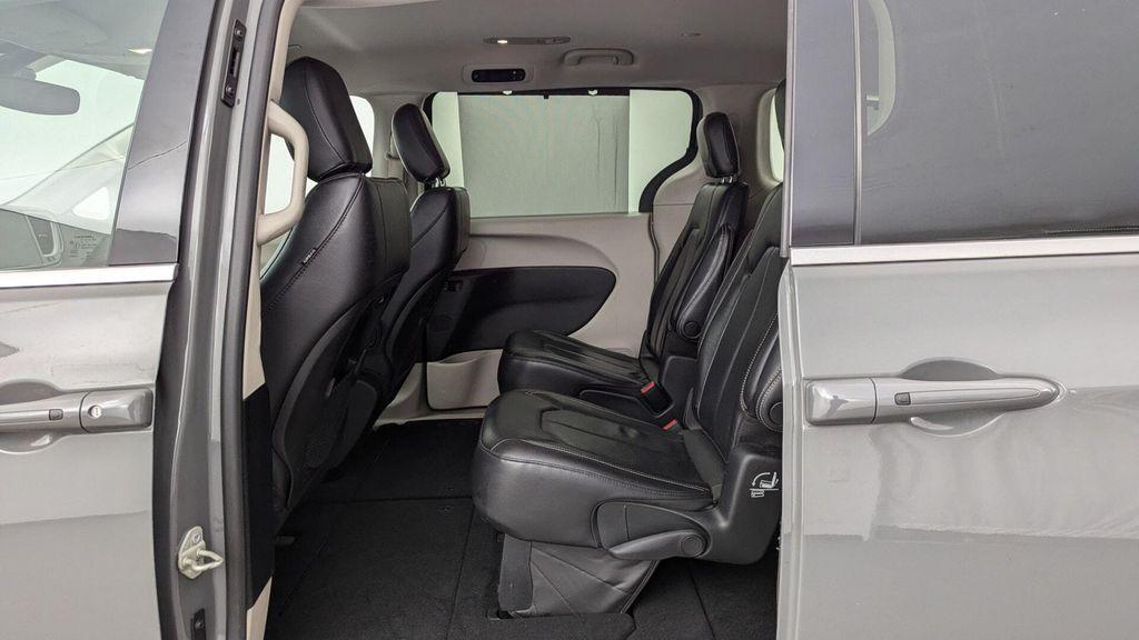 used 2022 Chrysler Pacifica car, priced at $17,999
