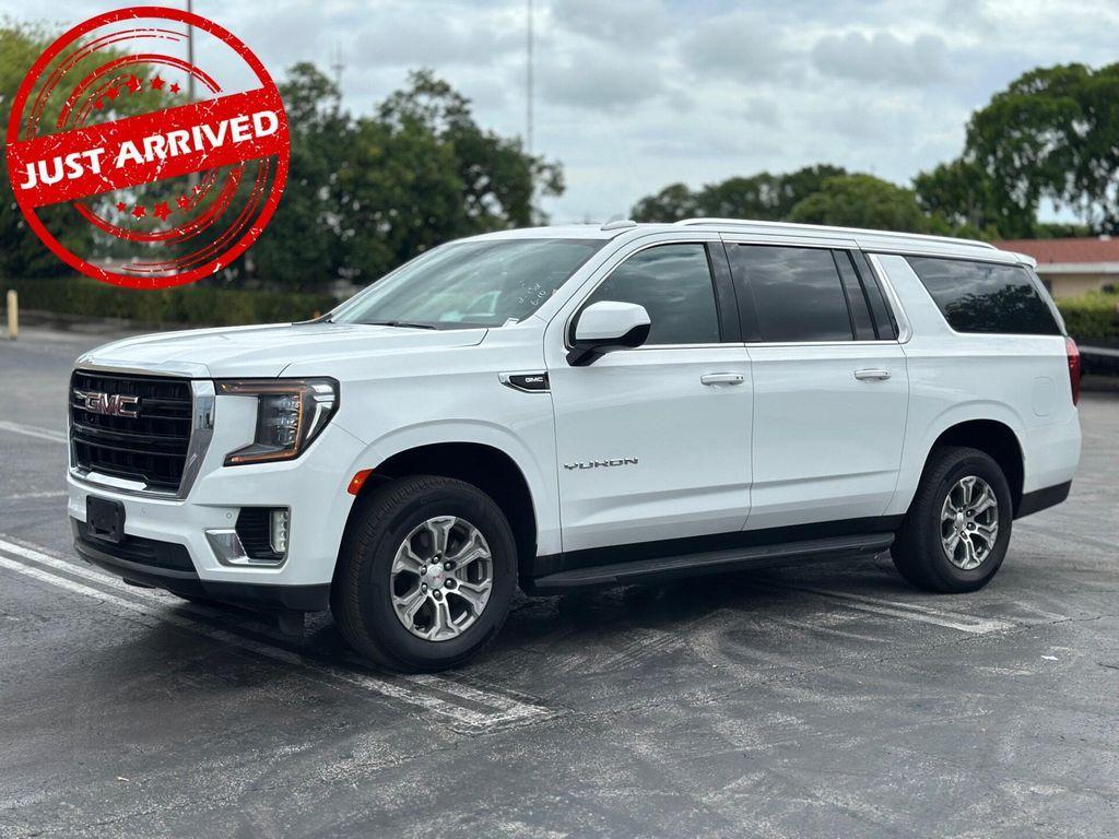 used 2022 GMC Yukon XL car, priced at $34,499
