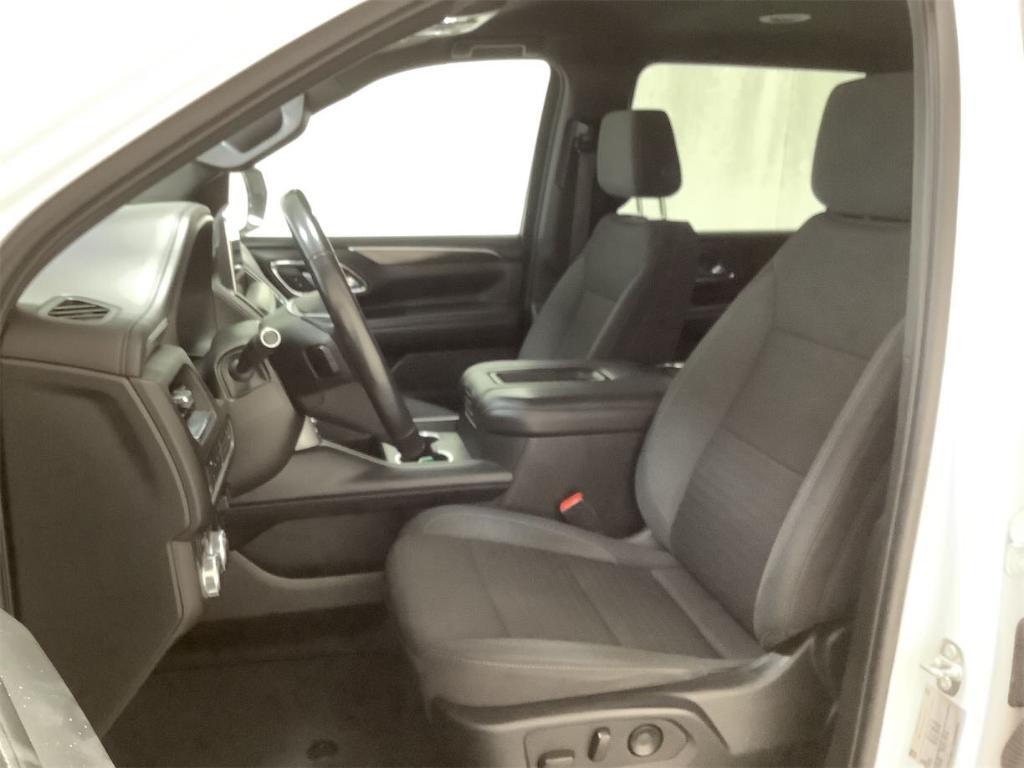 used 2022 GMC Yukon XL car, priced at $34,999
