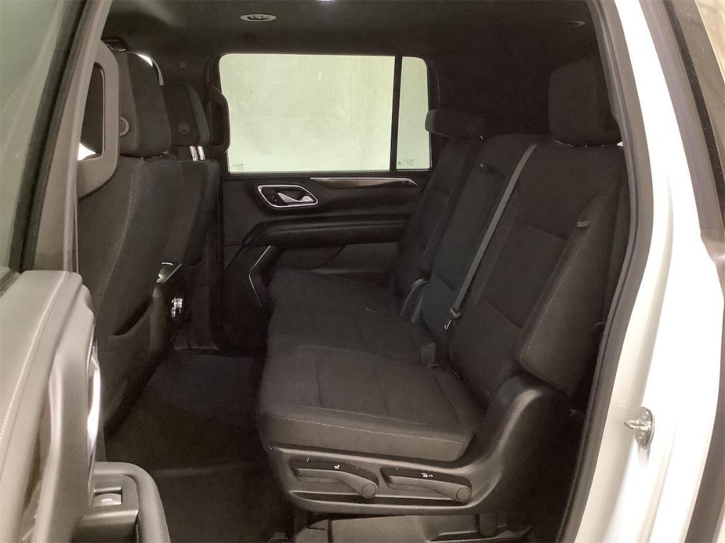used 2022 GMC Yukon XL car, priced at $34,999