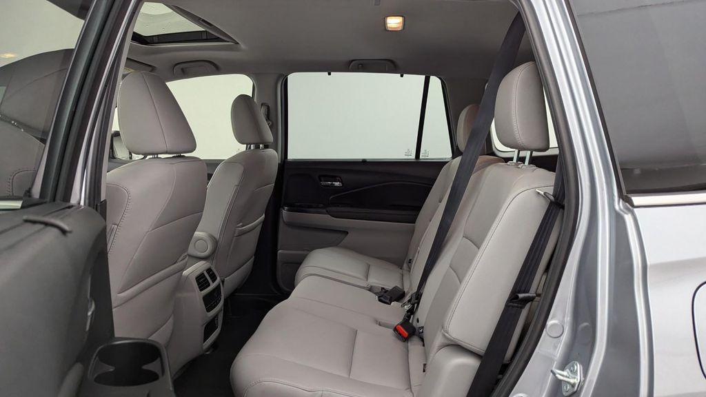 used 2022 Honda Pilot car, priced at $20,995