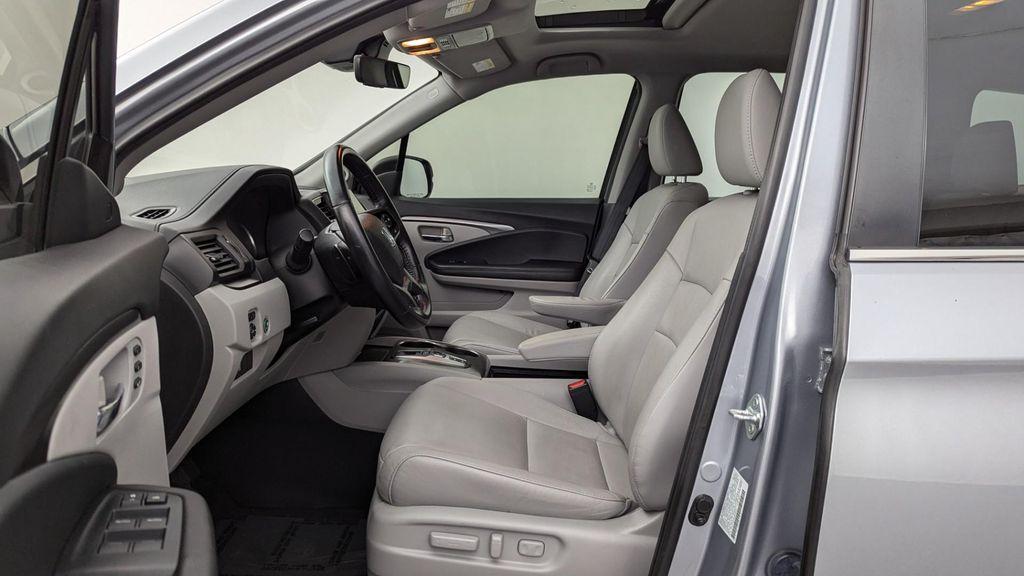 used 2022 Honda Pilot car, priced at $20,995
