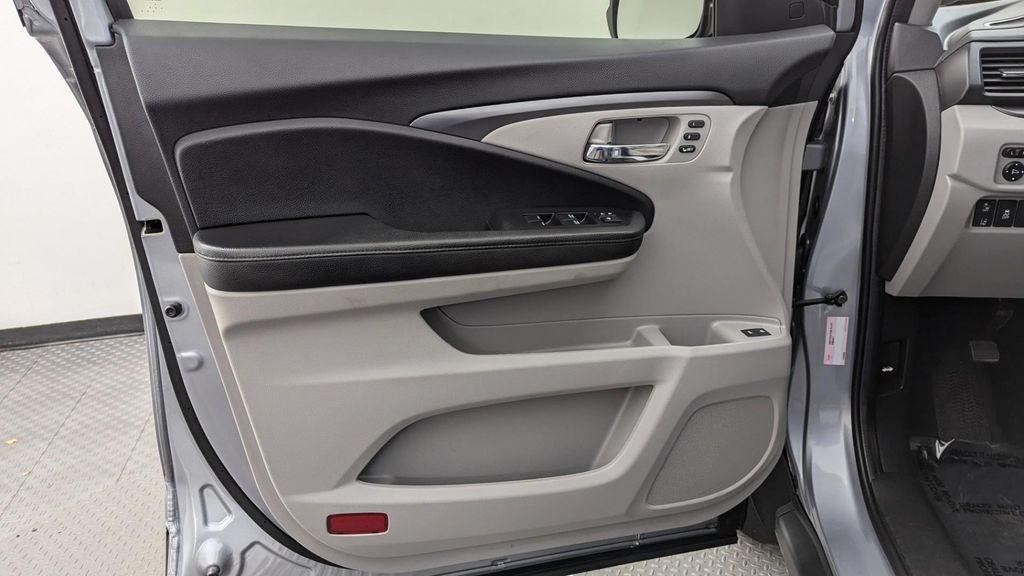 used 2022 Honda Pilot car, priced at $20,995