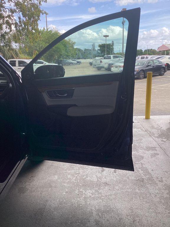 used 2017 Honda CR-V car, priced at $13,999