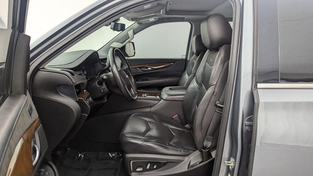 used 2020 Cadillac Escalade car, priced at $32,989