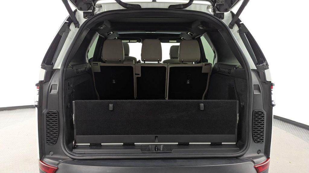 used 2020 Land Rover Discovery car, priced at $21,899