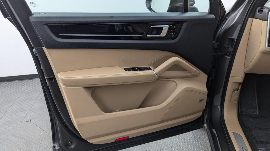 used 2019 Porsche Cayenne car, priced at $35,499