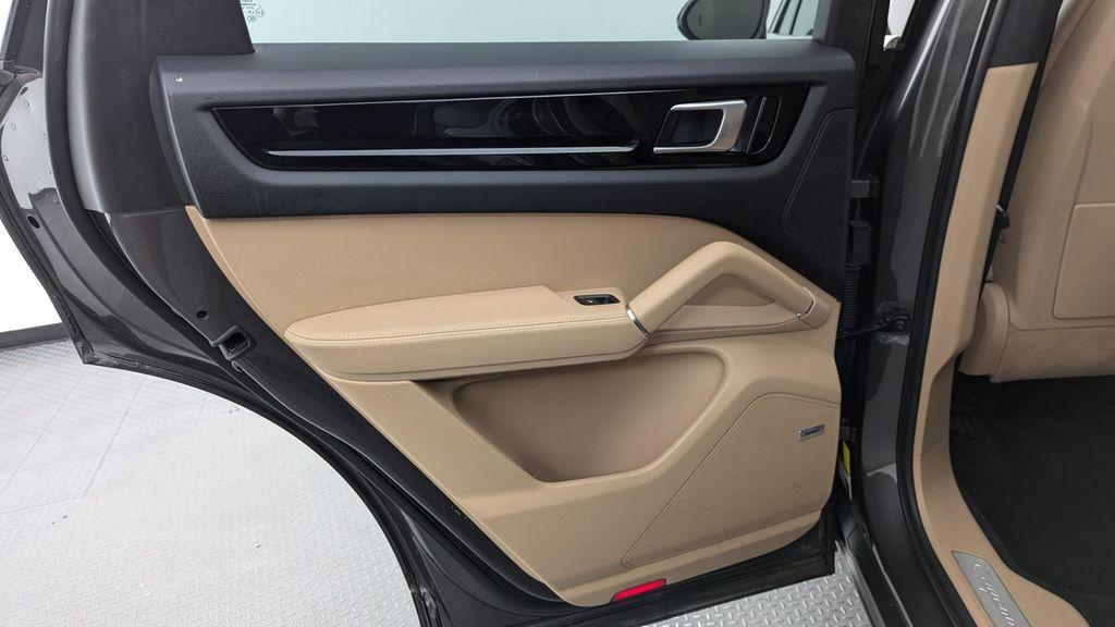 used 2019 Porsche Cayenne car, priced at $35,499
