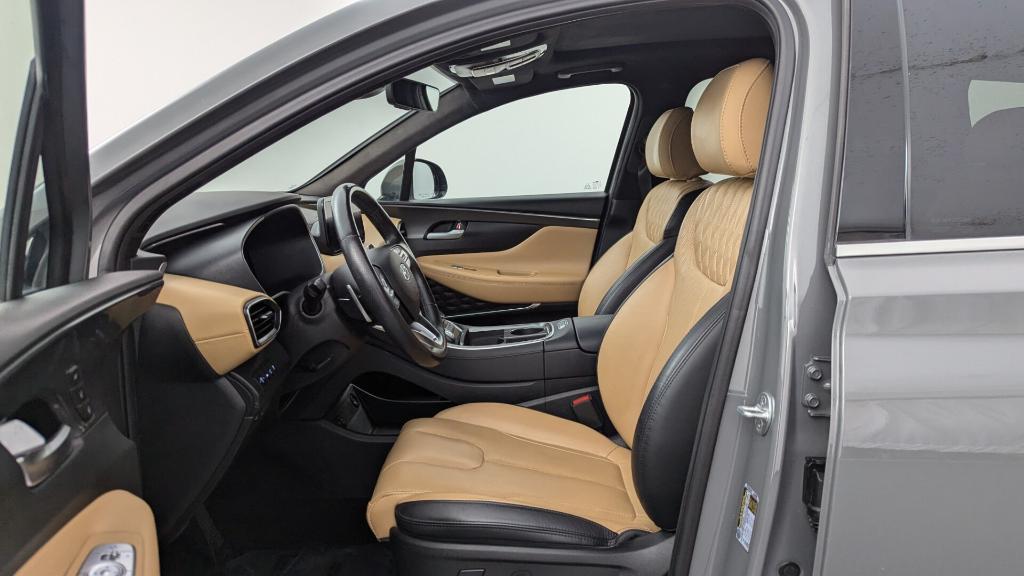 used 2023 Hyundai Santa Fe car, priced at $24,999
