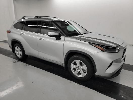 used 2022 Toyota Highlander car, priced at $26,798