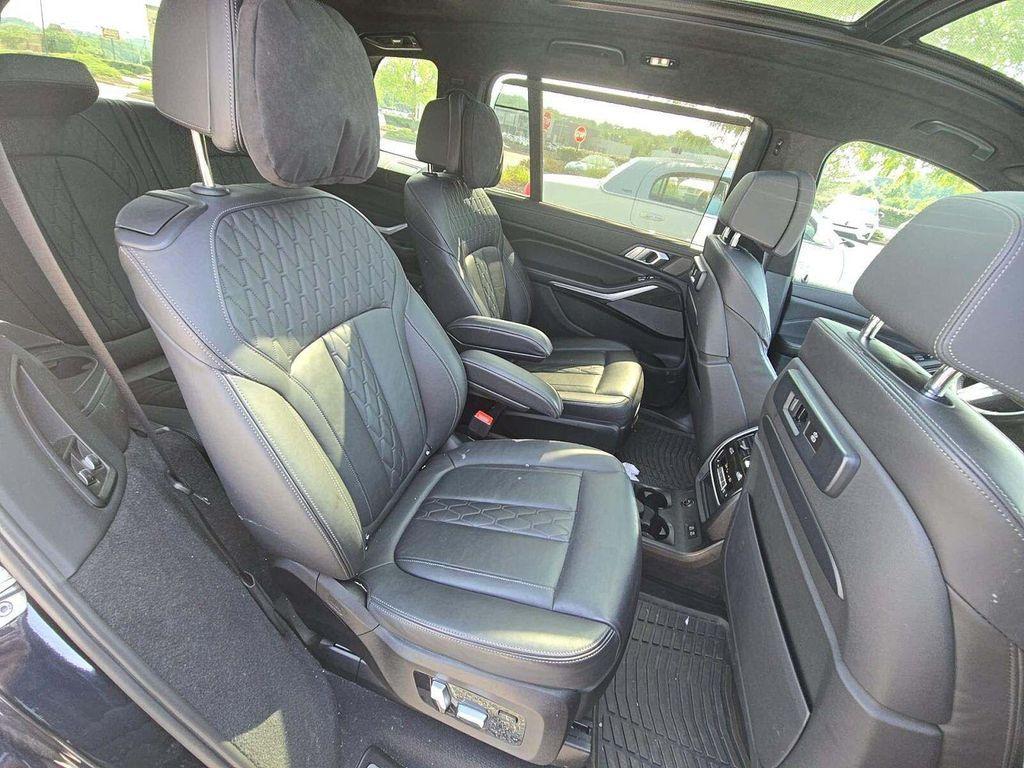 used 2021 BMW X7 car, priced at $45,999