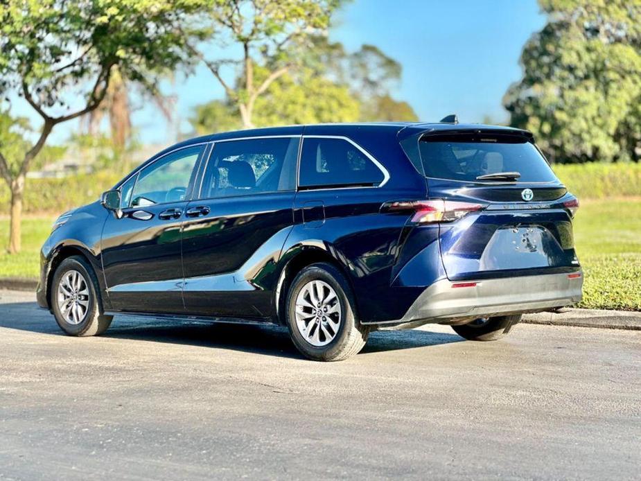 used 2023 Toyota Sienna car, priced at $36,999