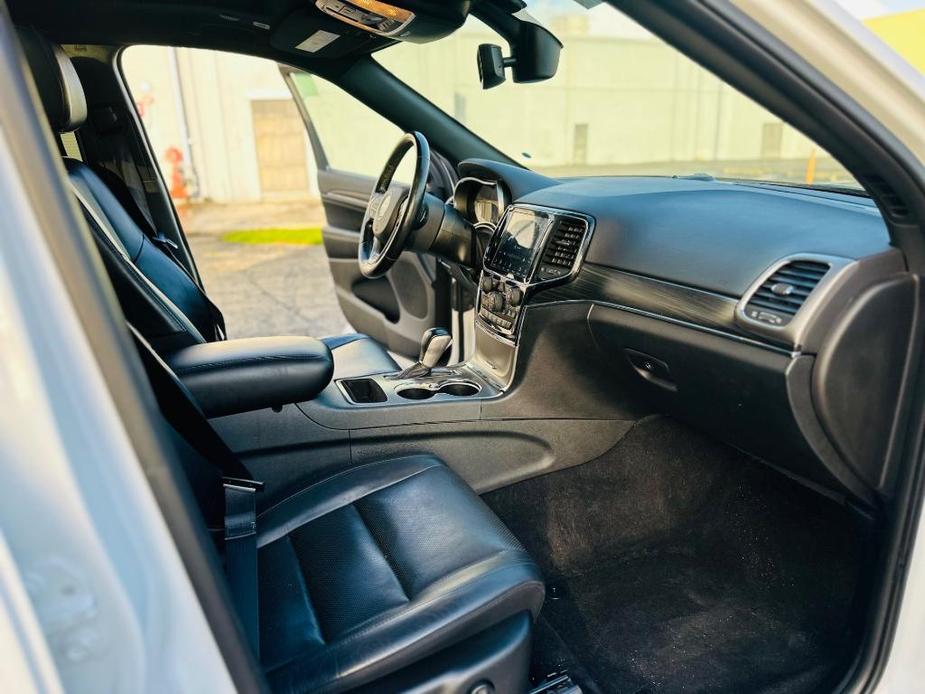 used 2020 Jeep Grand Cherokee car, priced at $19,599