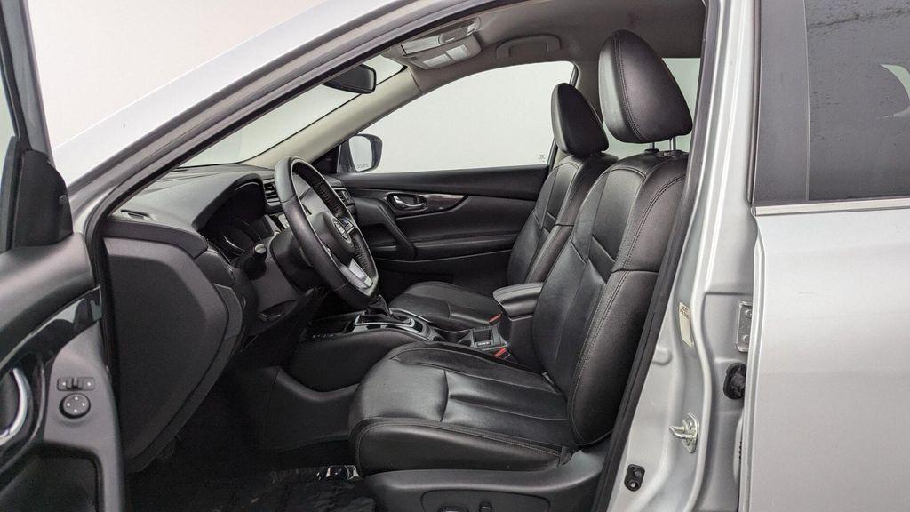 used 2019 Nissan Rogue car, priced at $12,797