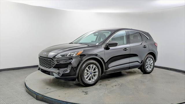 used 2022 Ford Escape car, priced at $15,999