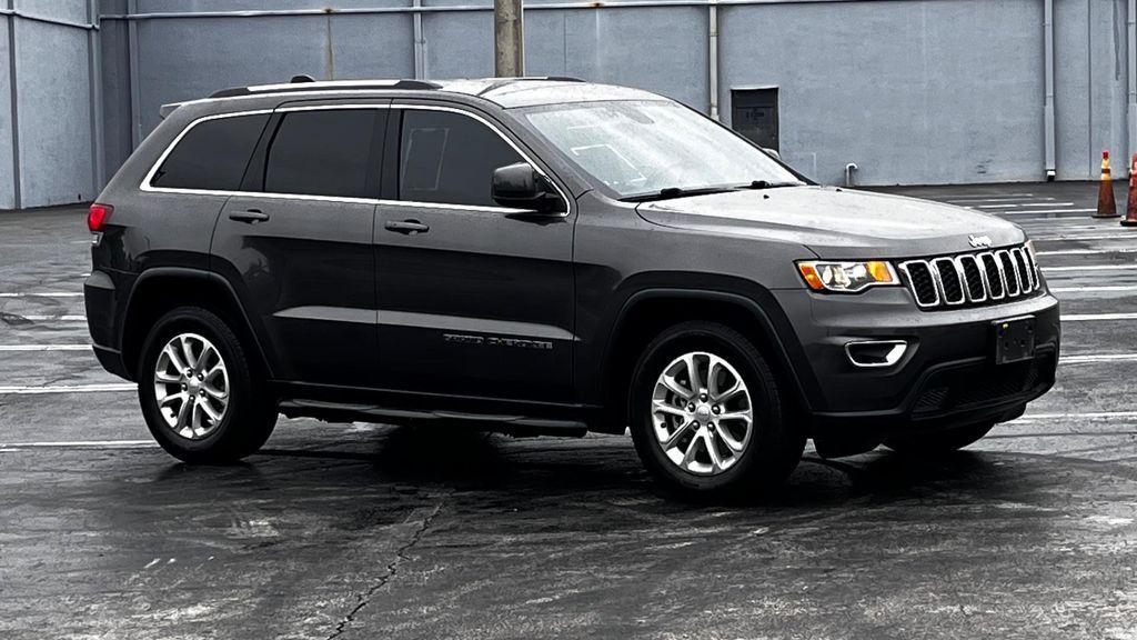 used 2021 Jeep Grand Cherokee car, priced at $17,799