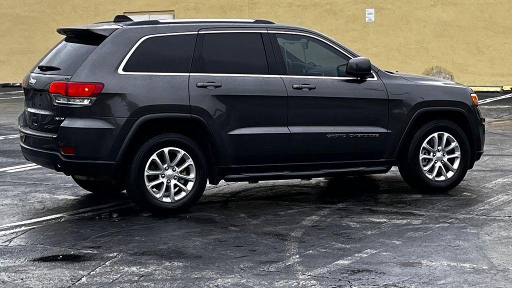 used 2021 Jeep Grand Cherokee car, priced at $17,799