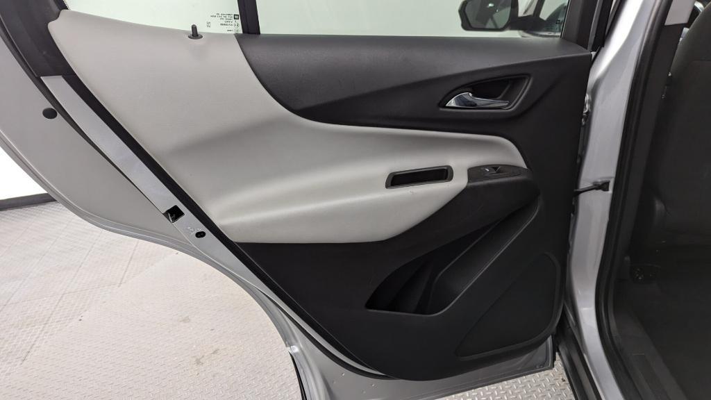 used 2021 Chevrolet Equinox car, priced at $12,399