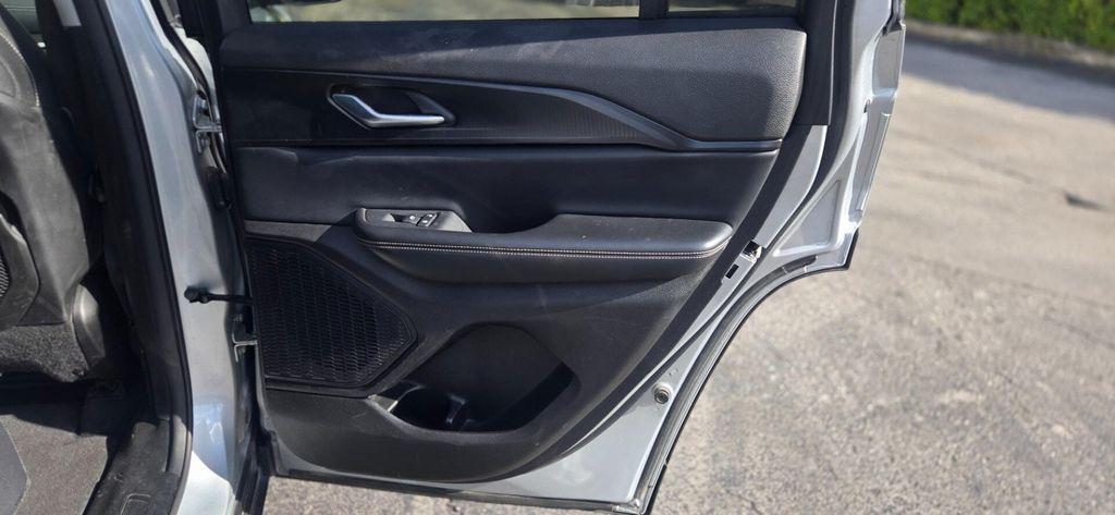 used 2023 Jeep Grand Cherokee car, priced at $21,699