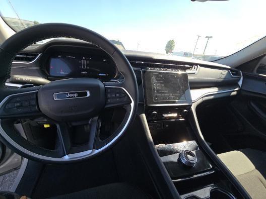 used 2023 Jeep Grand Cherokee car, priced at $21,999