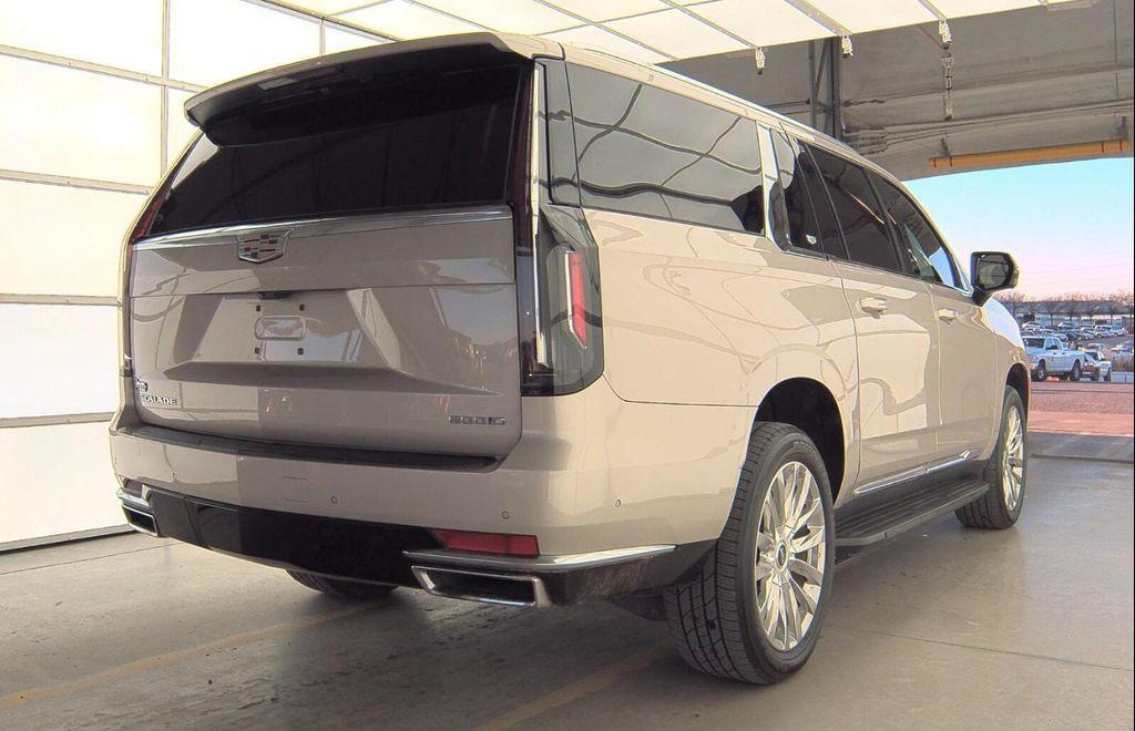 used 2023 Cadillac Escalade ESV car, priced at $61,999