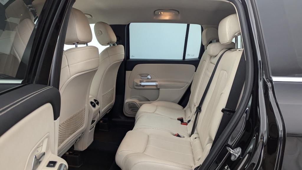 used 2021 Mercedes-Benz GLB 250 car, priced at $20,898