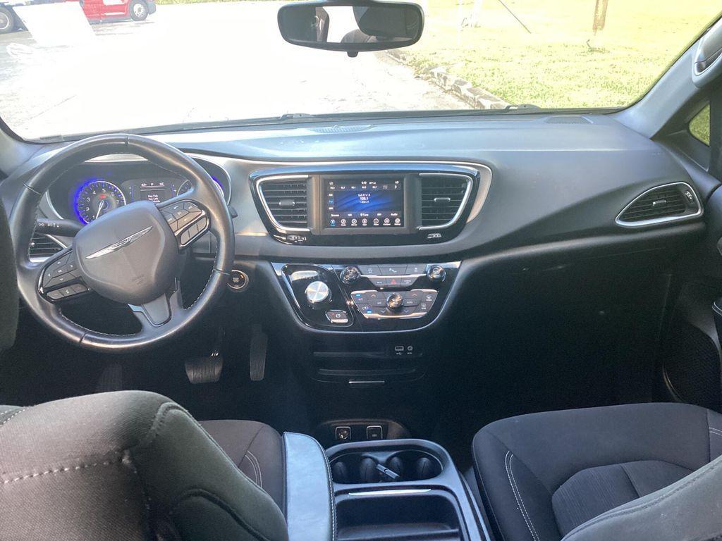 used 2018 Chrysler Pacifica car, priced at $11,199