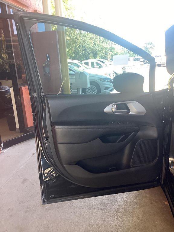 used 2018 Chrysler Pacifica car, priced at $11,199