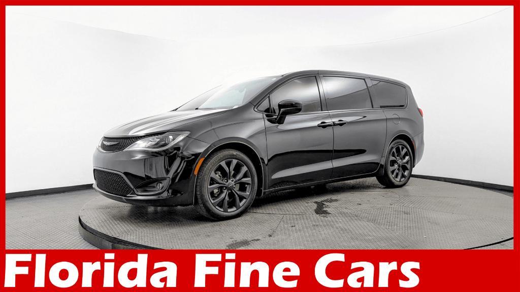 used 2018 Chrysler Pacifica car, priced at $10,989
