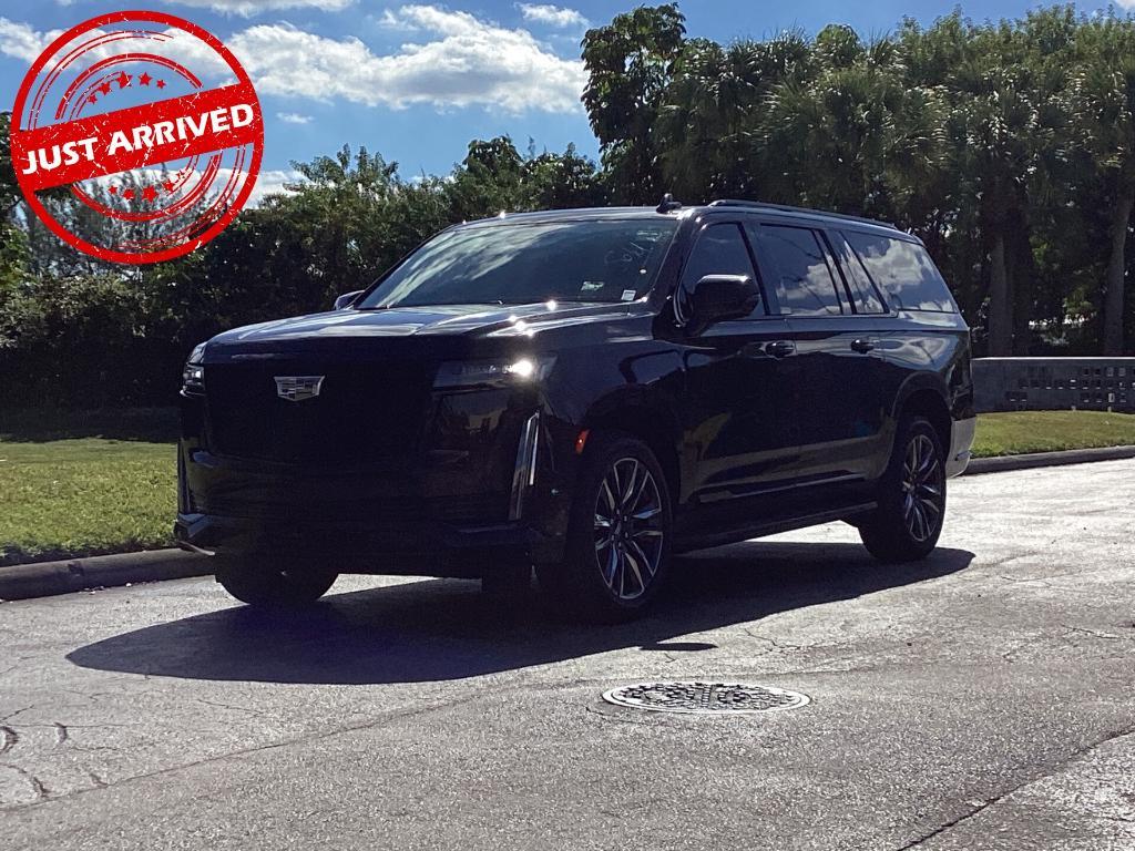 used 2023 Cadillac Escalade ESV car, priced at $59,999