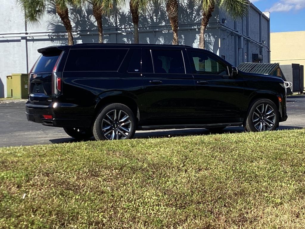 used 2023 Cadillac Escalade ESV car, priced at $59,999
