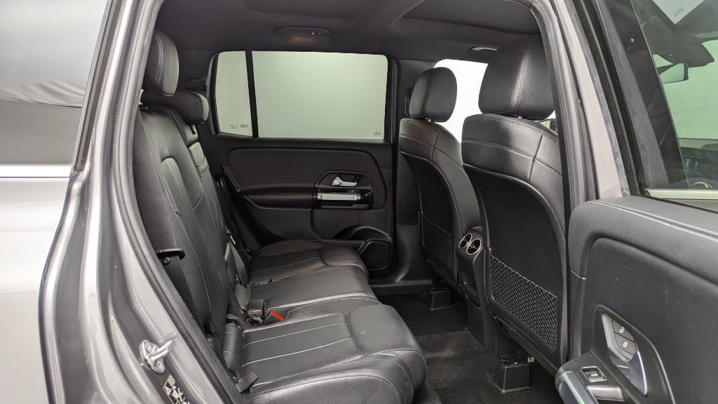 used 2021 Mercedes-Benz GLB 250 car, priced at $20,399