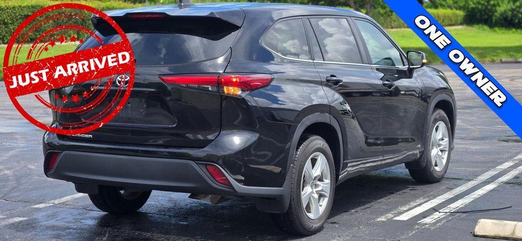 used 2023 Toyota Highlander car, priced at $28,399