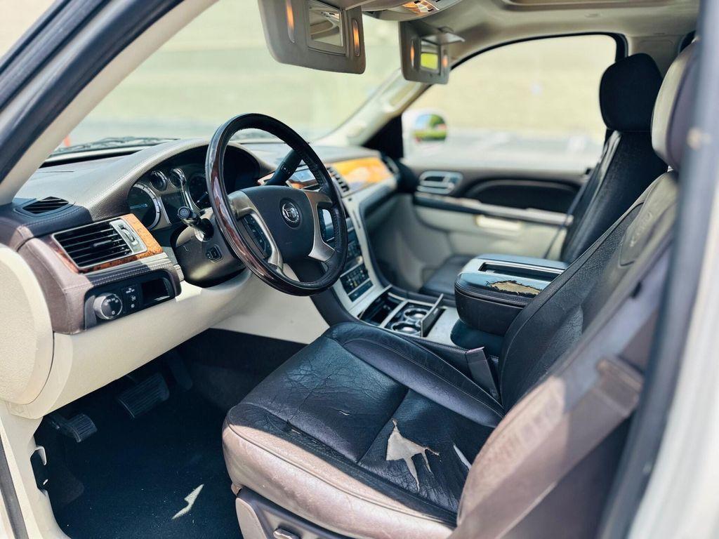 used 2014 Cadillac Escalade ESV car, priced at $12,999