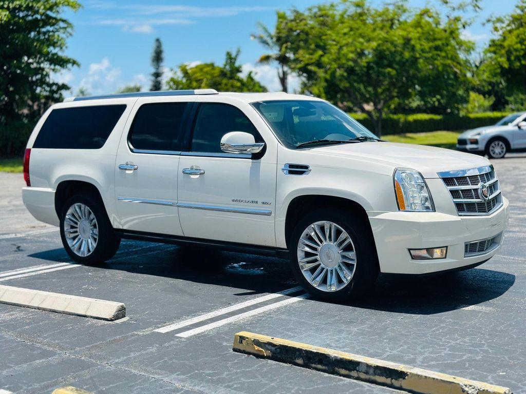 used 2014 Cadillac Escalade ESV car, priced at $12,999