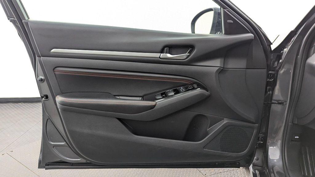 used 2023 Nissan Altima car, priced at $18,999