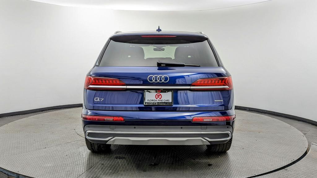 used 2021 Audi Q7 car, priced at $33,498