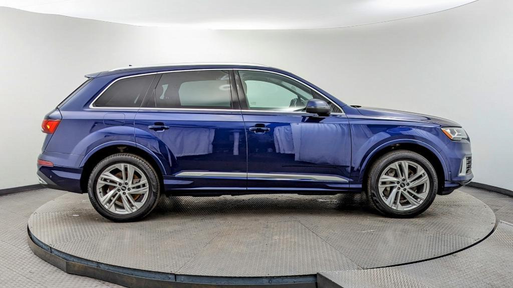 used 2021 Audi Q7 car, priced at $33,498