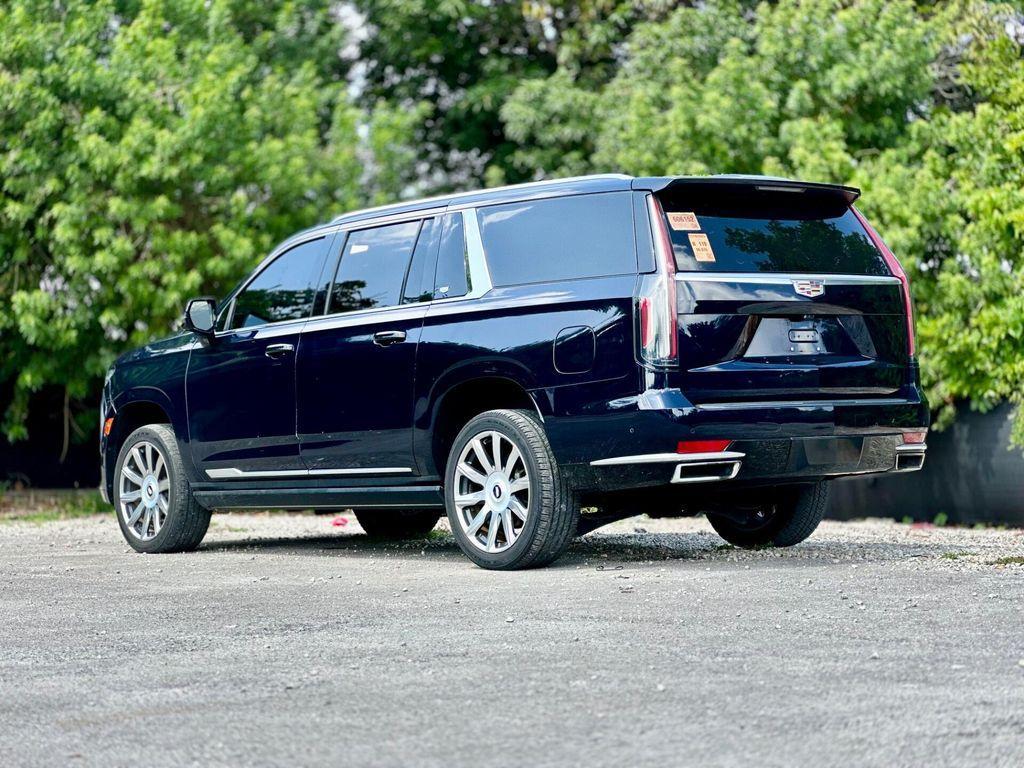 used 2021 Cadillac Escalade ESV car, priced at $54,999