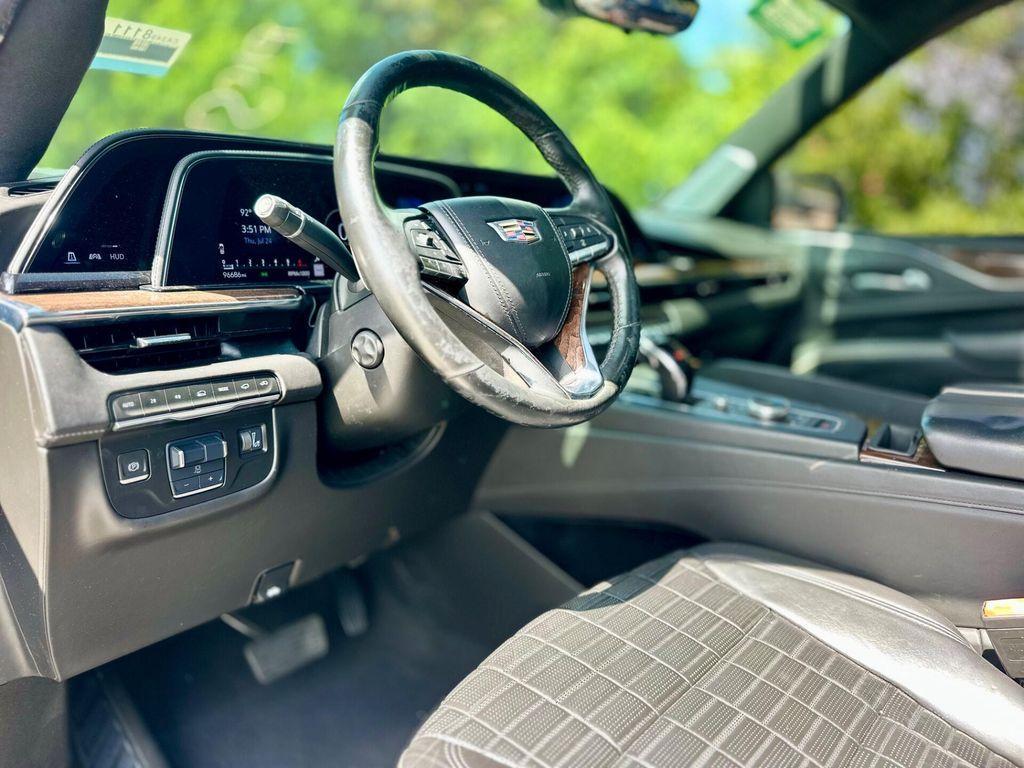 used 2021 Cadillac Escalade ESV car, priced at $54,999
