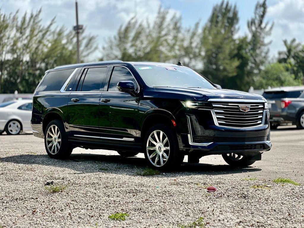 used 2021 Cadillac Escalade ESV car, priced at $54,999