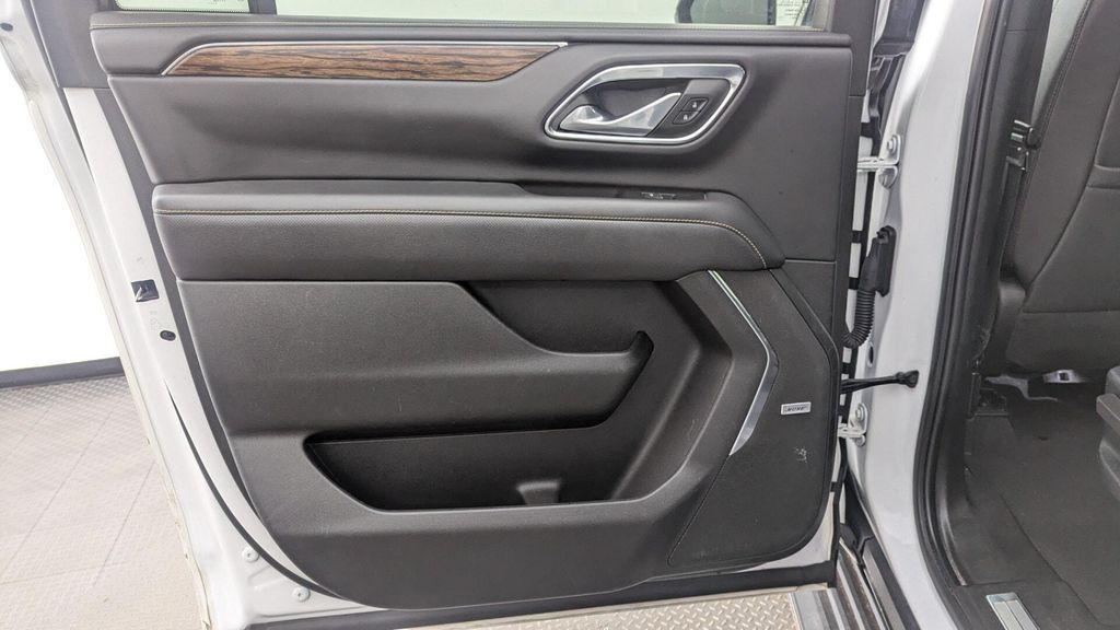 used 2023 Chevrolet Suburban car, priced at $40,999