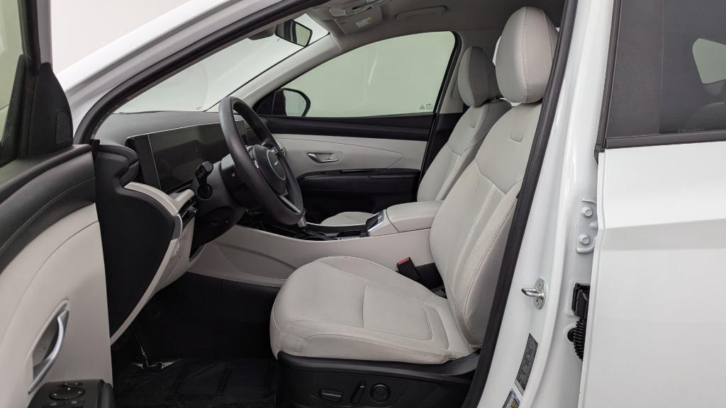 used 2025 Hyundai Tucson car, priced at $22,999