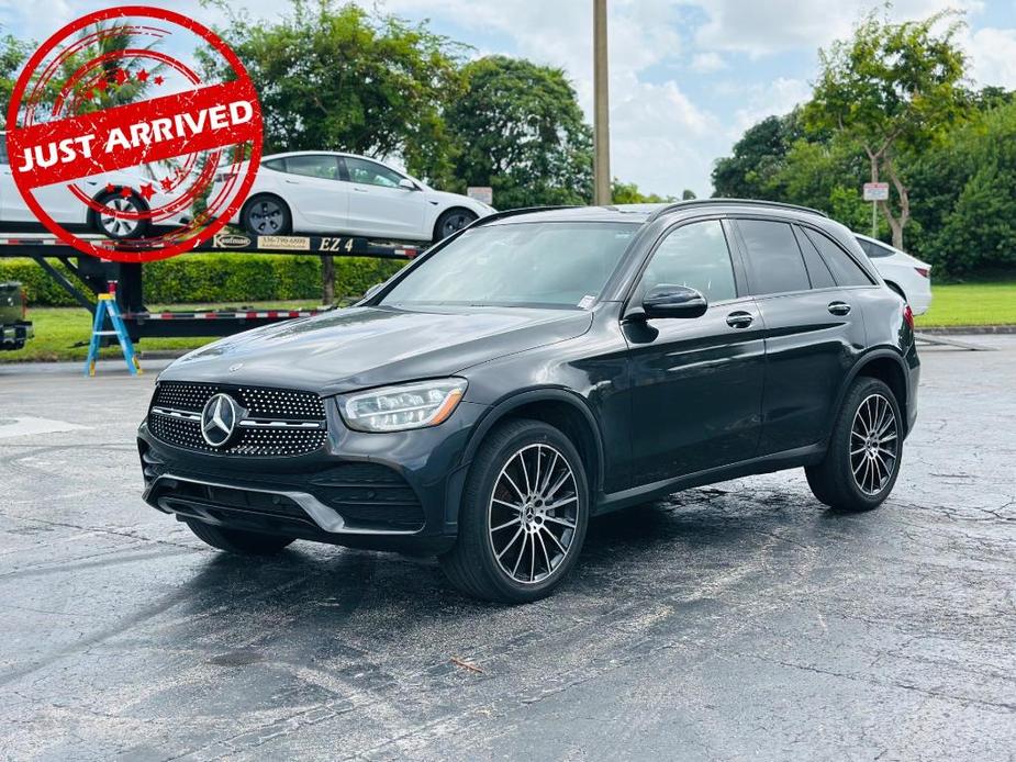 used 2020 Mercedes-Benz GLC 300 car, priced at $22,499