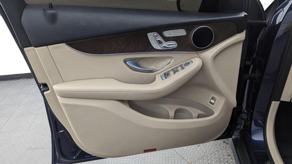 used 2019 Mercedes-Benz GLC 300 car, priced at $16,499